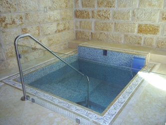 Mei Menachem Mikvah